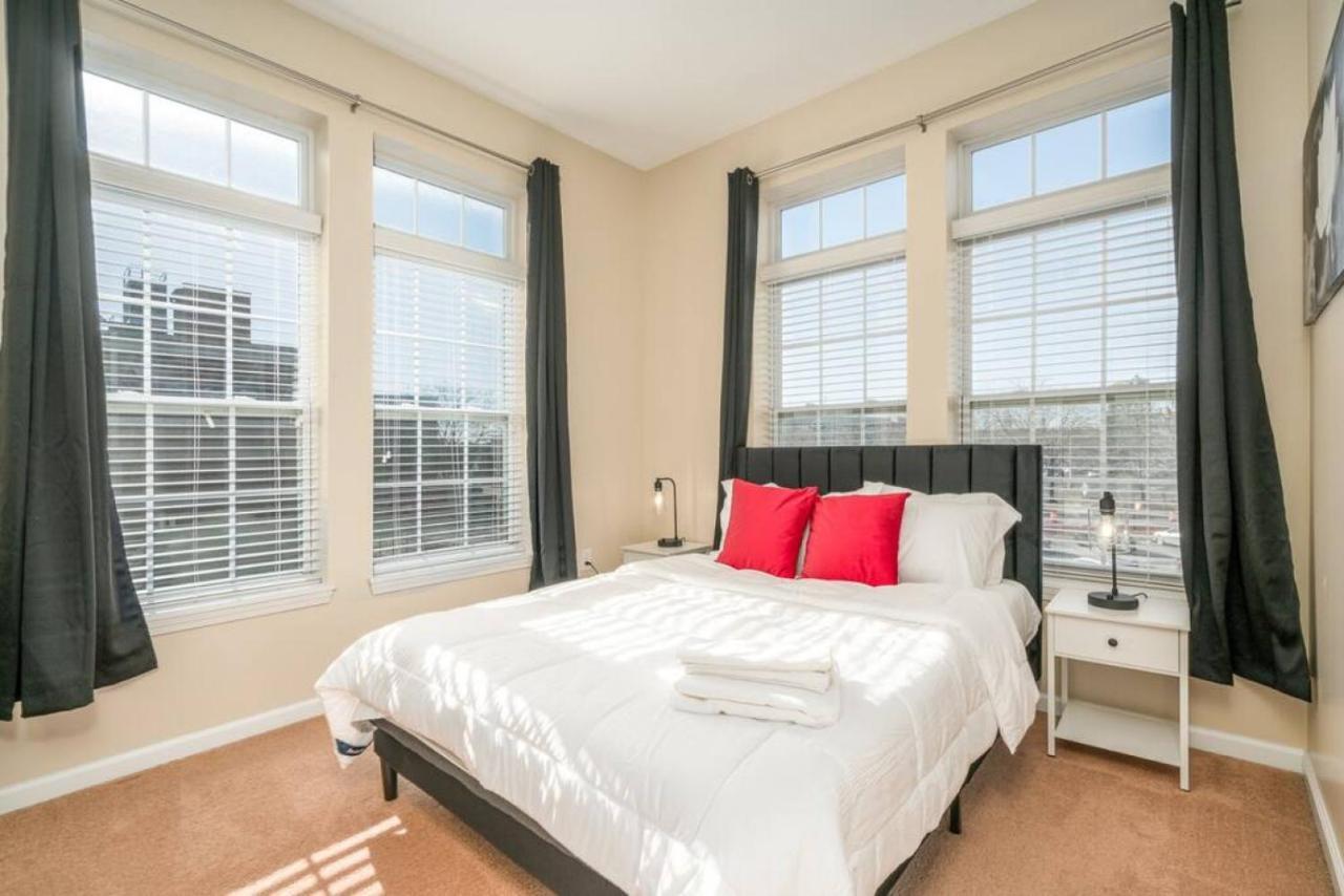 Private Bed Downtown Indy - Shared Apartman Indianapolis Kültér fotó